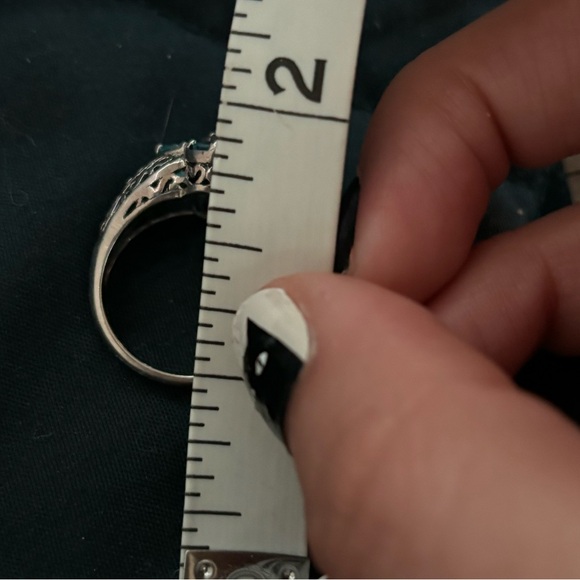 Blue topaz ring - Picture 4 of 5